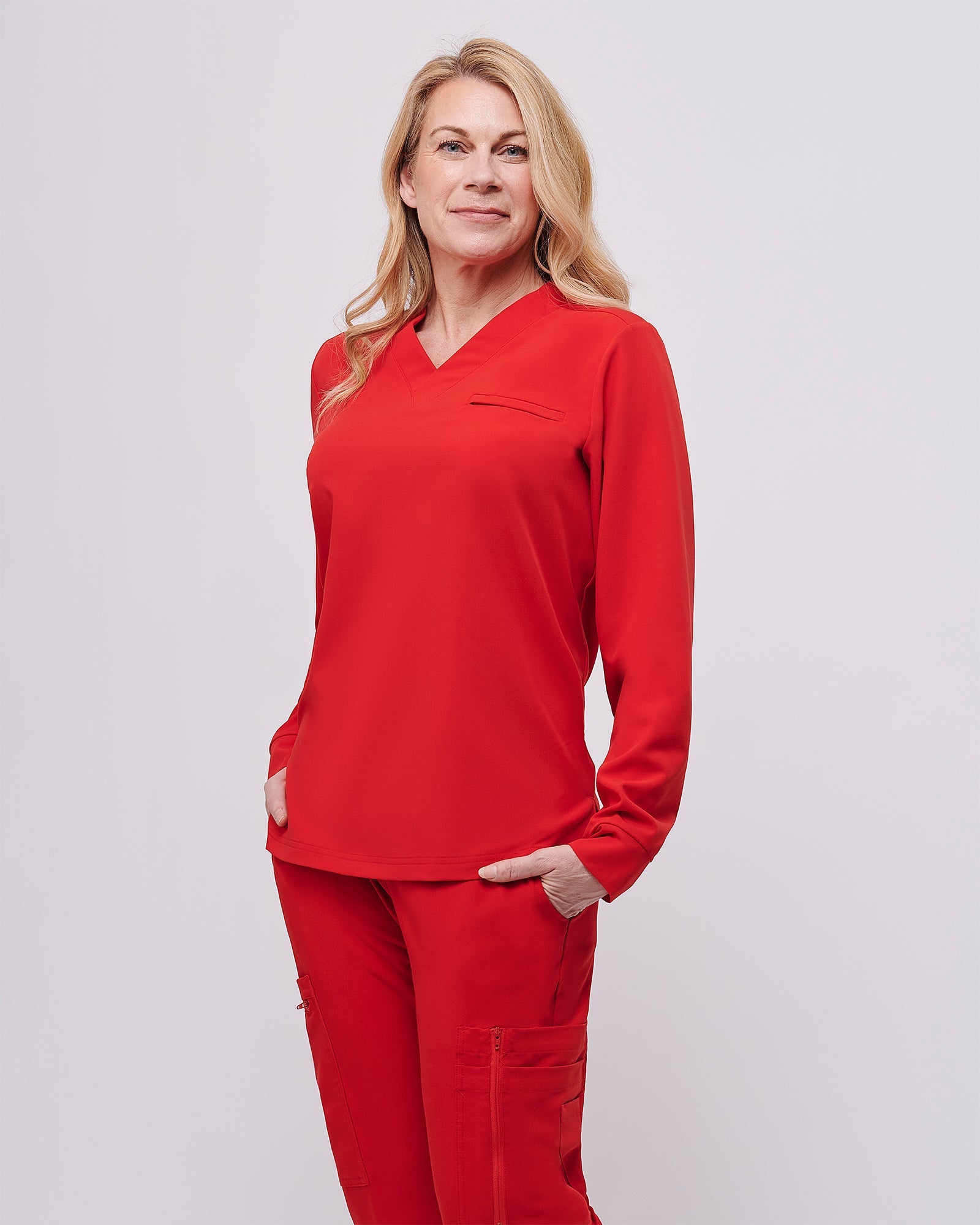 base wave long sleeve scrub top regular formation